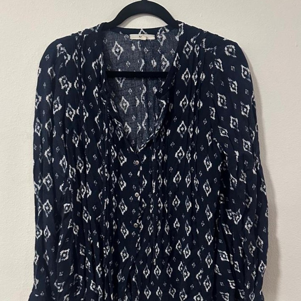 Pursue women's blouse size M